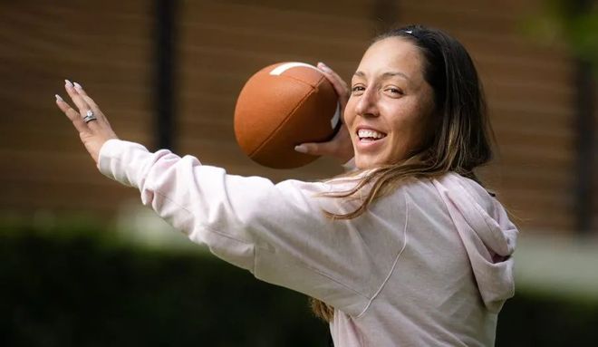 他都能够以 他都能够以