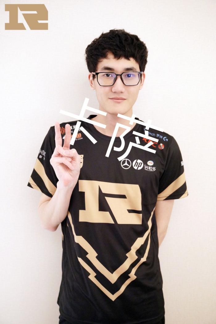 近日宣布 近日宣布