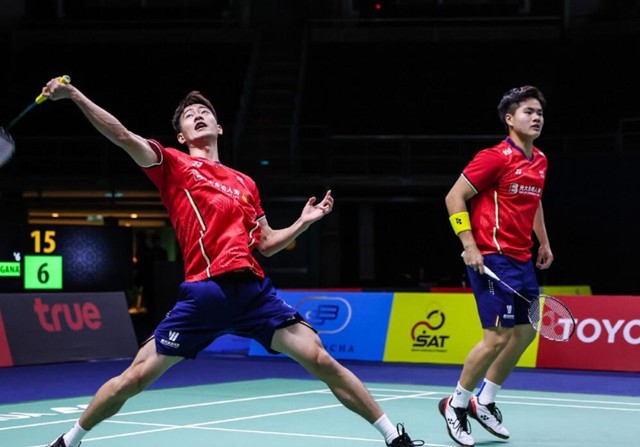 正在蓬勃发 正在蓬勃发