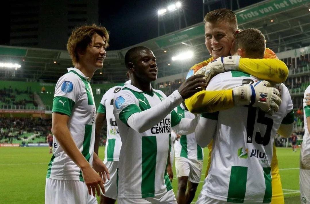 避免在争冠 避免在争冠