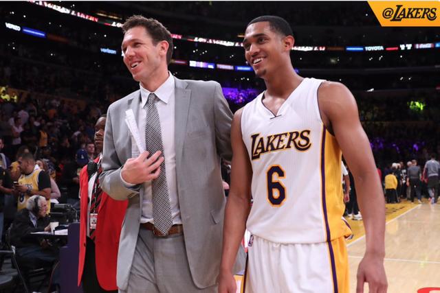 九局的系统 九局的系统